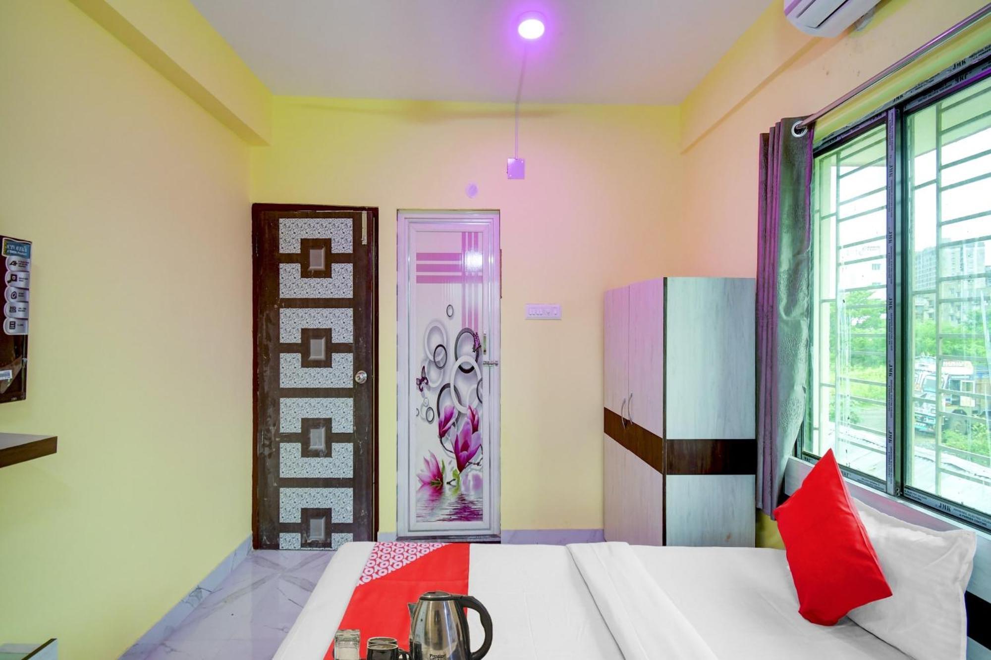 Super Hotel O 4 Friends Kalküta Dış mekan fotoğraf