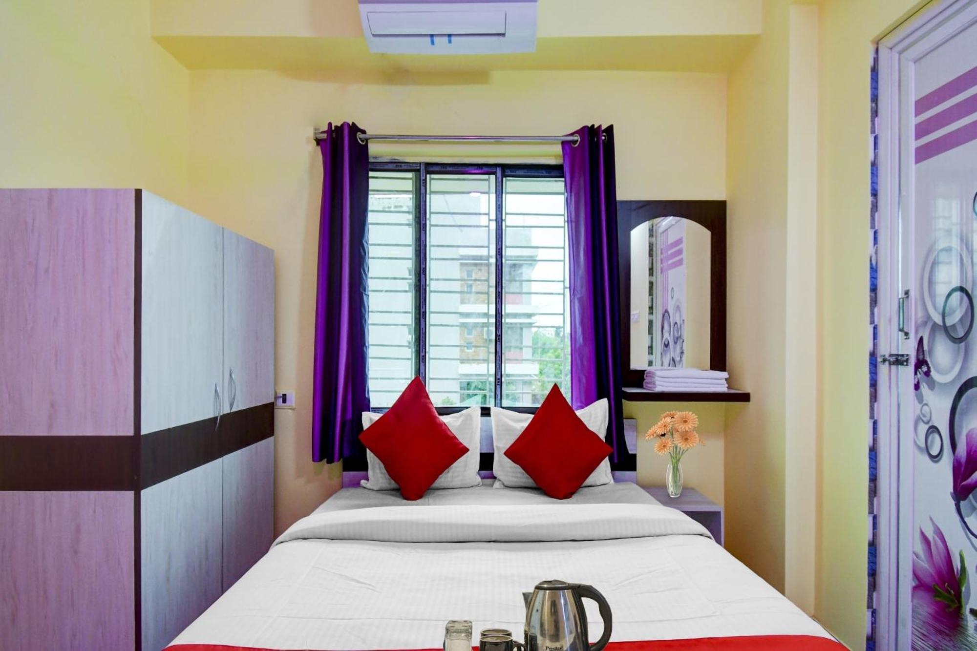 Super Hotel O 4 Friends Kalküta Dış mekan fotoğraf